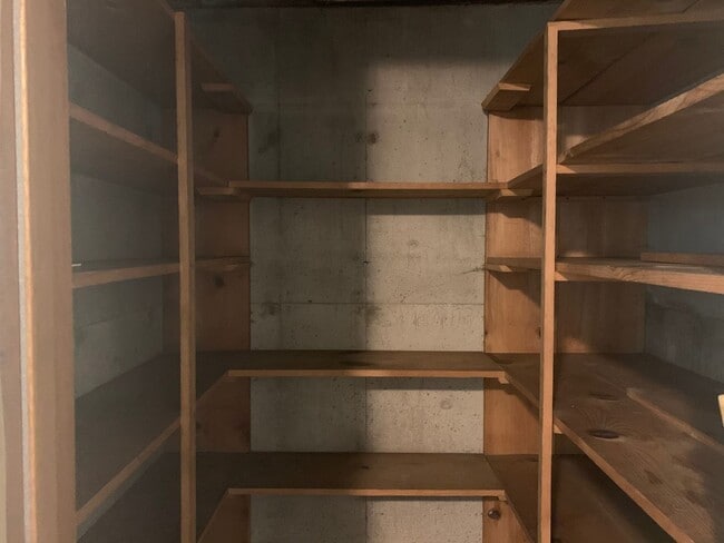 Foto del edificio - 716-4