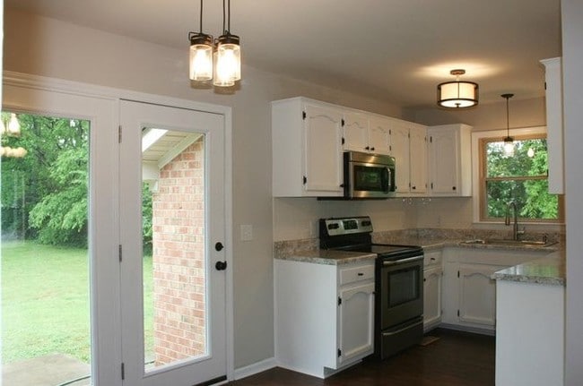 Building Photo - 3377 Asbury Ct