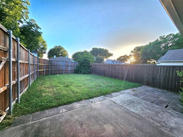 Building Photo - 2409 Bellbrook Ln