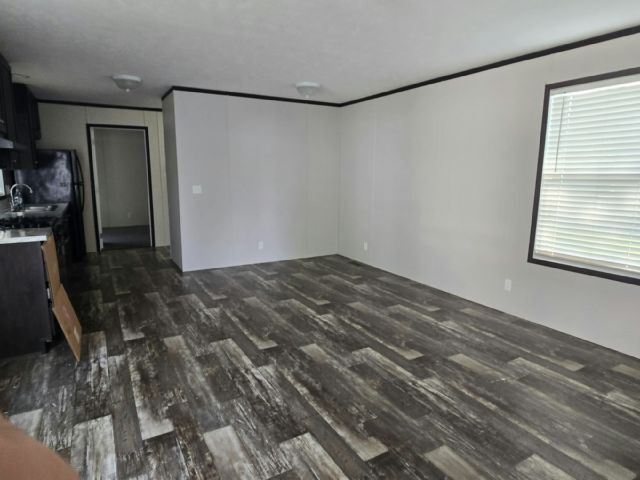 Foto del edificio - 525 Waxwing Ln