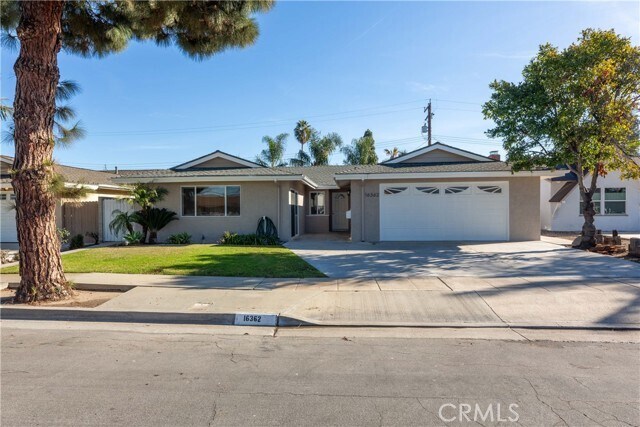 Primary Photo - 16362 Del Mar Ln