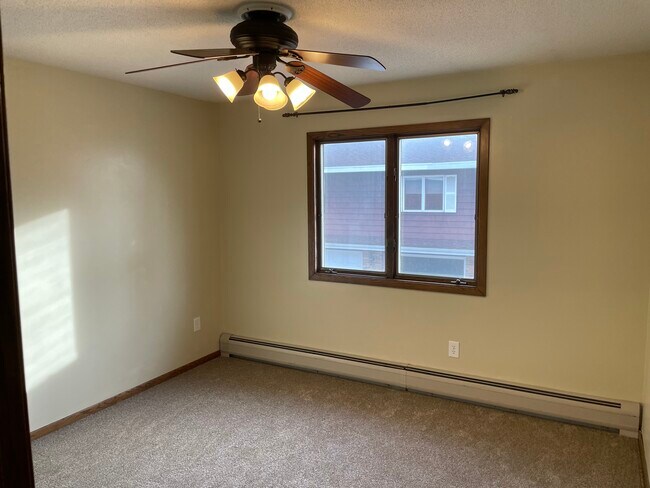 Bedroom 1 - 1424 1st Ave SW