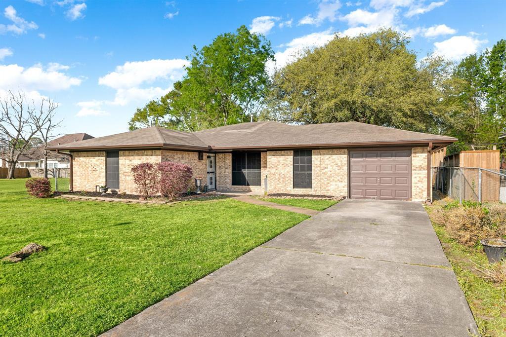 Foto principal - 6515 Ashton St