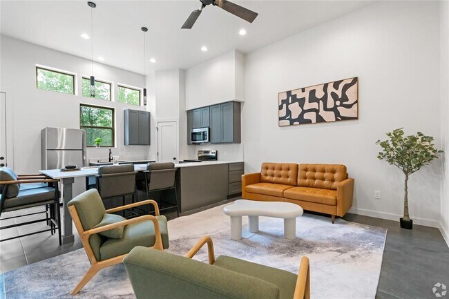 Foto del edificio - 13822 Bee Flower Ln