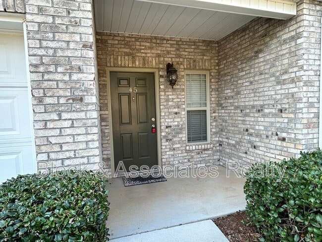 Building Photo - 45 Four Farms Cir