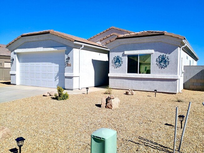 Foto del edificio - Brand-New 2025-Built 4 Bedroom Home for Re...