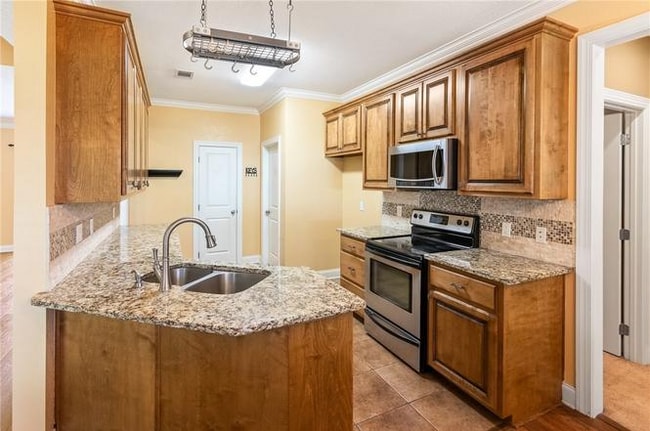 Foto del edificio - 1312 Catherine Dr