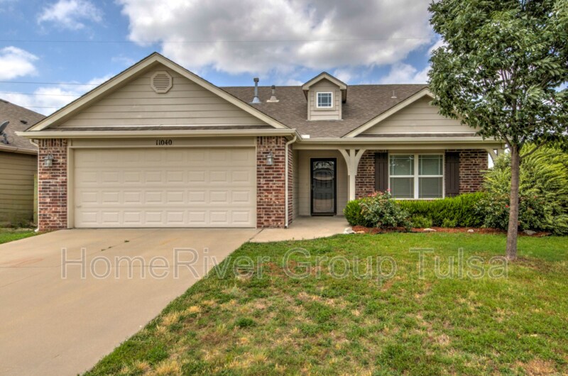 Foto principal - 11040 N 147th E Ave