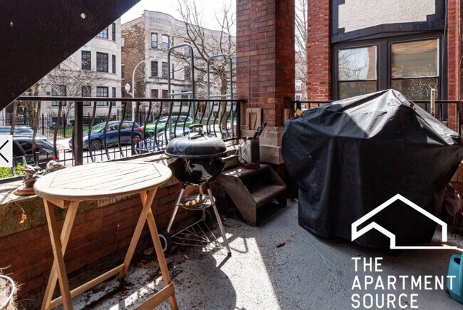 Foto del edificio - 908 W Belle Plaine Ave
