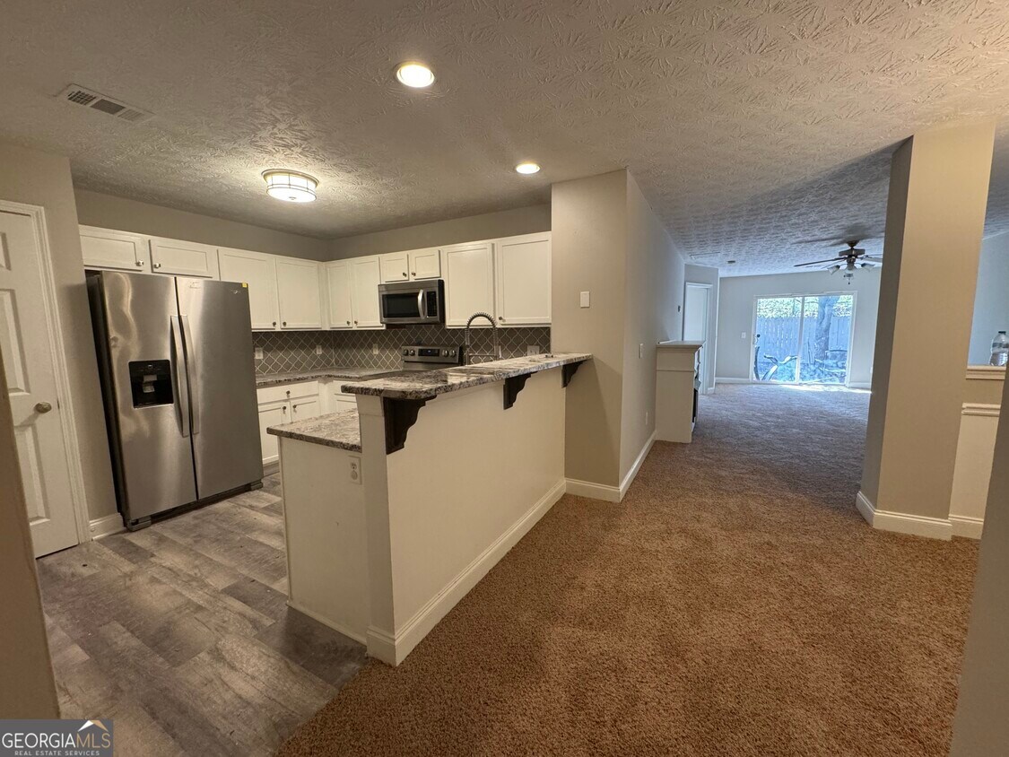 Primary Photo - 222 Tara Commons Dr