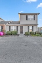 Building Photo - 563 Corbin St