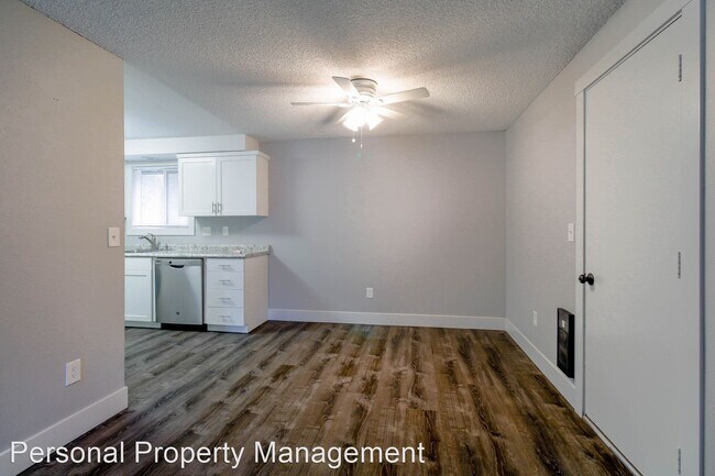 Foto del edificio - 2 br, 1 bath House - 1420 NE 142nd Ave