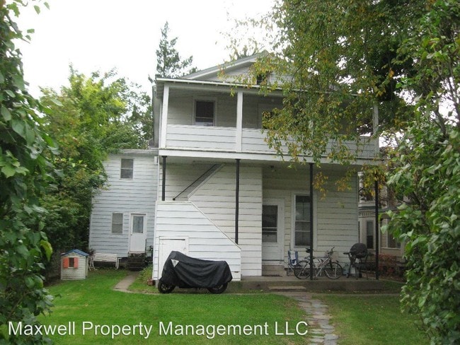 Building Photo - 47 White St