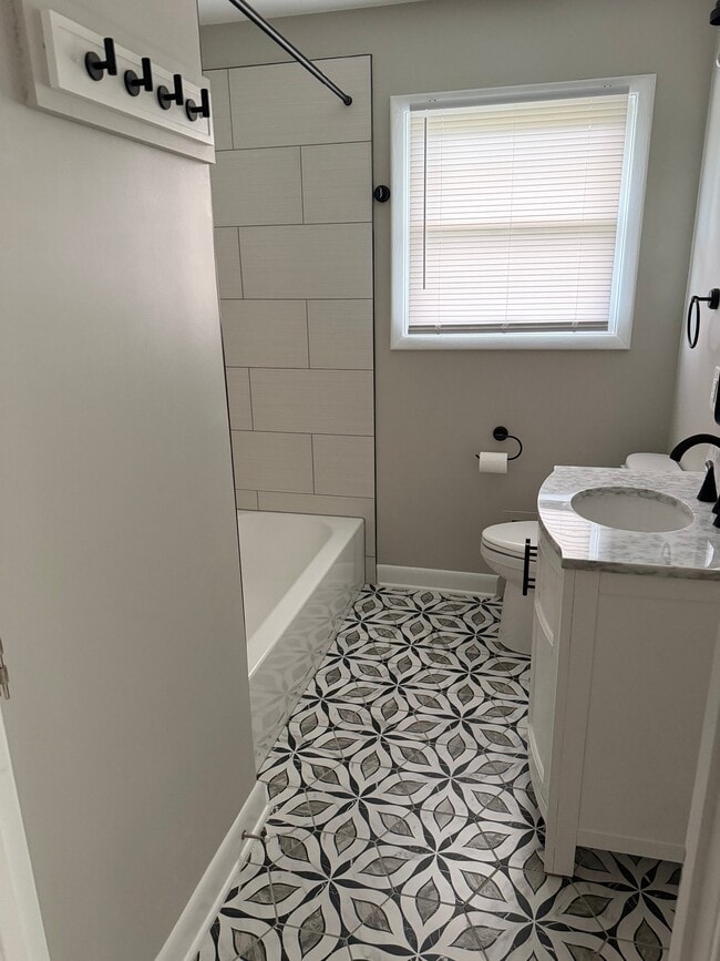 Foto del edificio - 1924 Hadley Rd