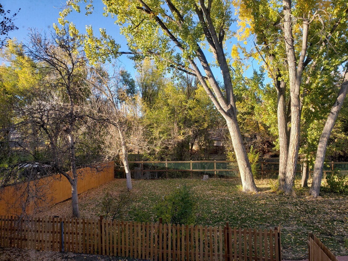 Primary Photo - 7011 W 20th Ave
