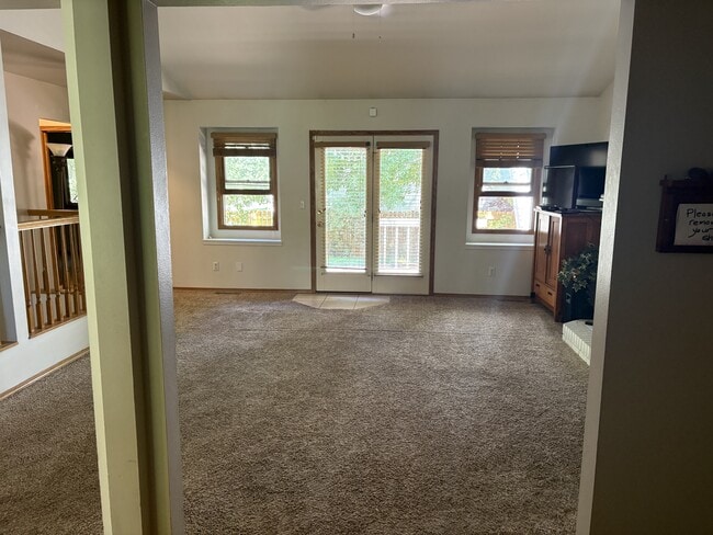 Building Photo - 4548 Seaboard Ln
