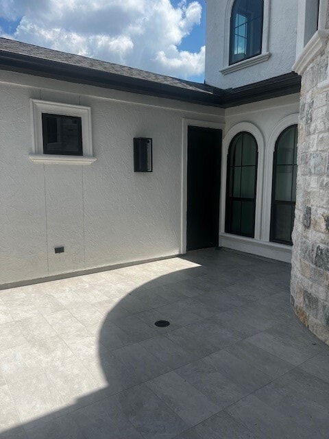 Building Photo - 9018 Orchard Cv