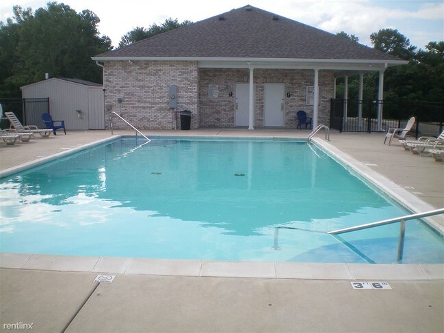 Foto del edificio - 1671 Shadow Ridge Ct