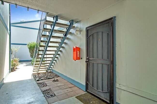 Foto del edificio - 1925 46th Ave