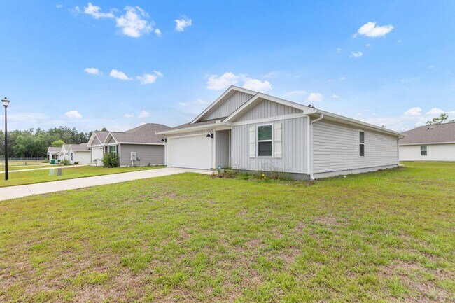 Building Photo - 3418 Phoenix Ct