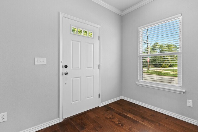 Building Photo - Premier Fayetteville Rental Home!