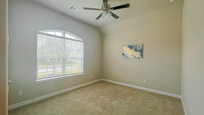 Building Photo - 2114 Partridgeberry Ln