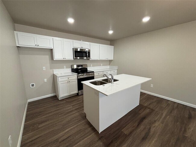 Foto del edificio - 1102 Ashton Ln