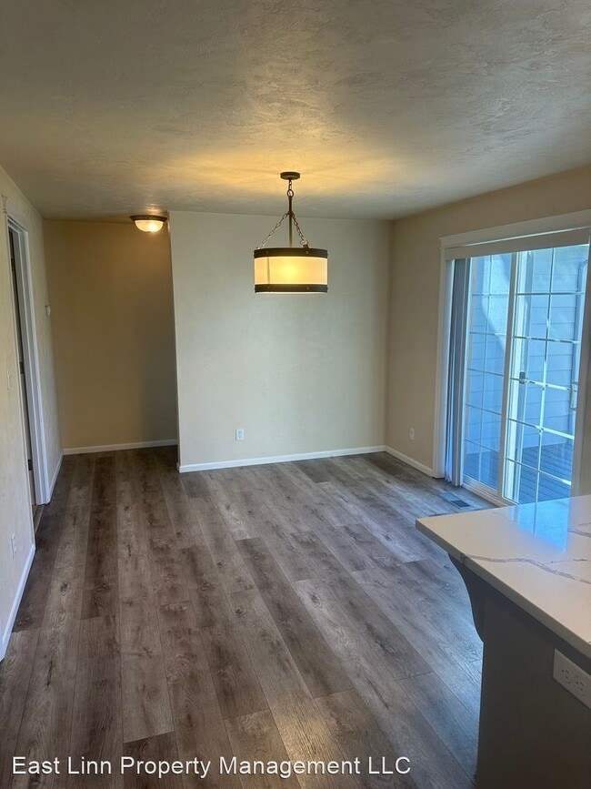 Building Photo - 4 br, 3 bath House - 4955 Mimosa Circle