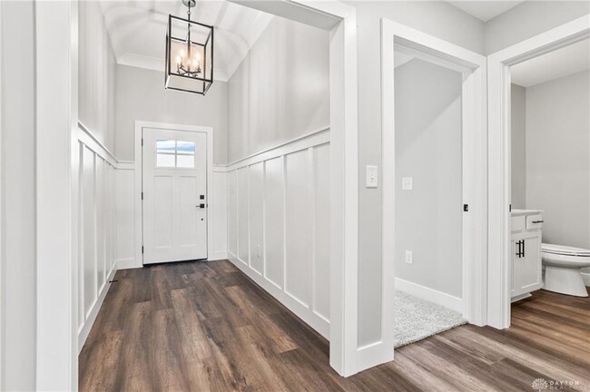 Building Photo - 1160 Waterloo St