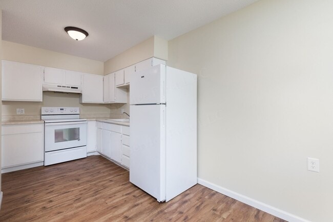 Building Photo - Orange Blossom Apartments