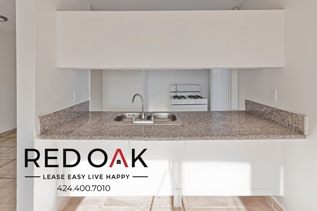 Foto del edificio - ~$200 OFF Each Month~ Sun-Drenched Top Flo...