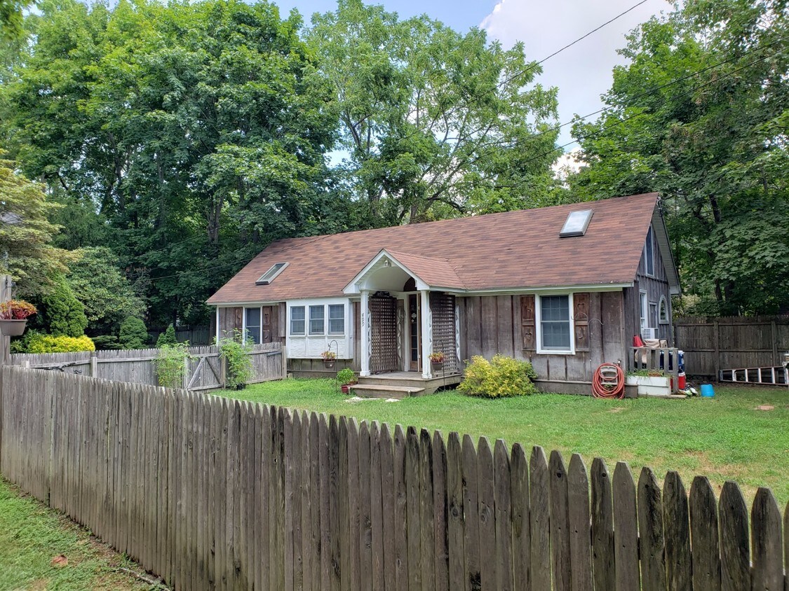 Foto principal - 499 Montauk Hwy