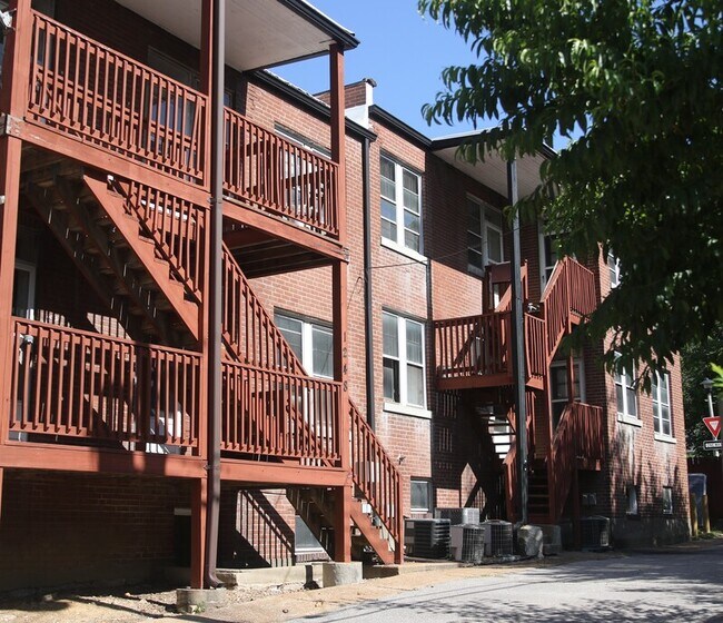 Foto del edificio - 1240 Hawthorne Pl