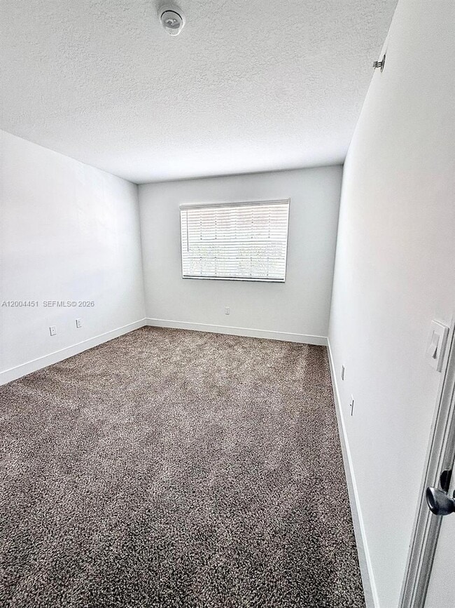 Foto del edificio - 131 SW 117th Ave