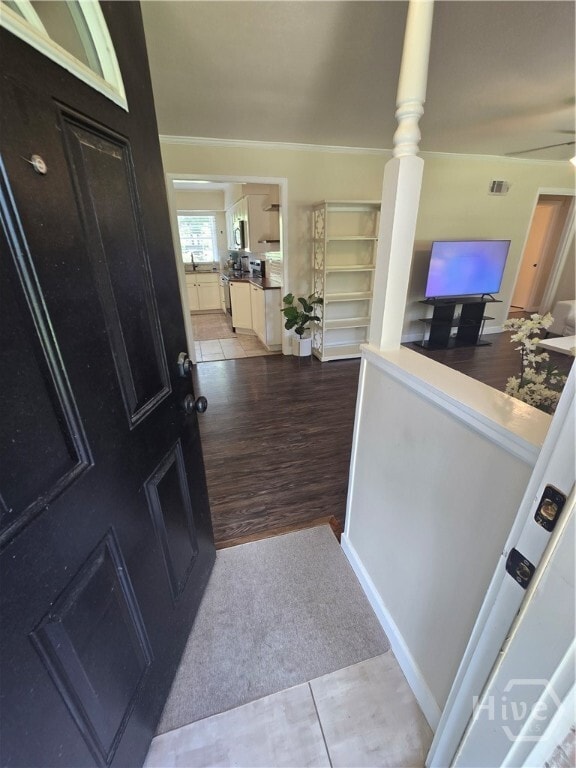 Building Photo - 5014 Spartan Dr