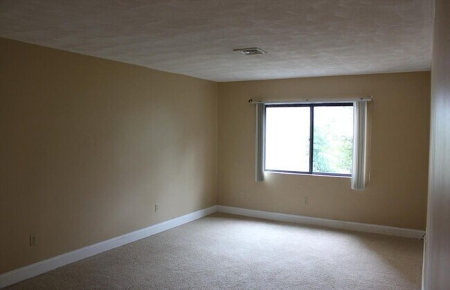 Foto del edificio - 677 Quincy Shore Dr