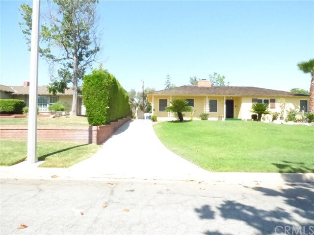 Building Photo - 416 Drake Rd