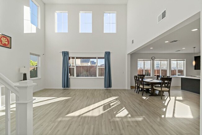 Foto del edificio - 717 Delaney Pkwy