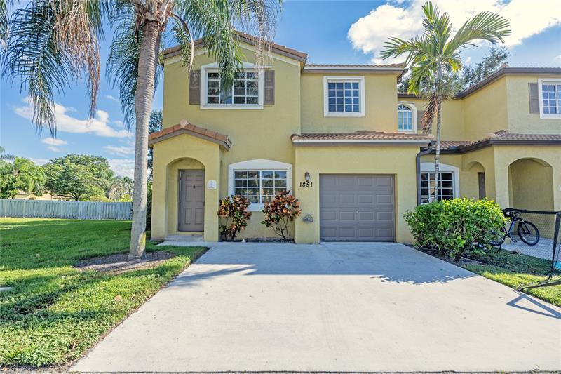 Primary Photo - 1851 SW 101st Way