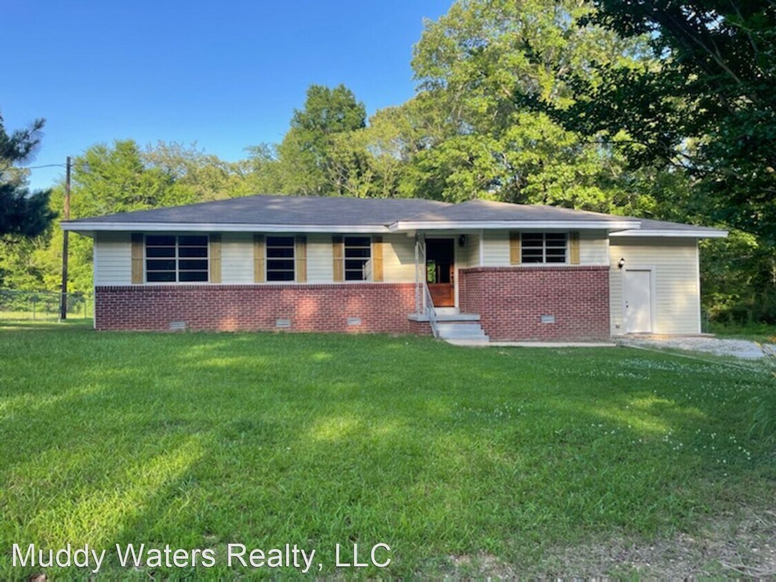 Foto principal - 3 br, 2 bath House - 1005 CR 64 S