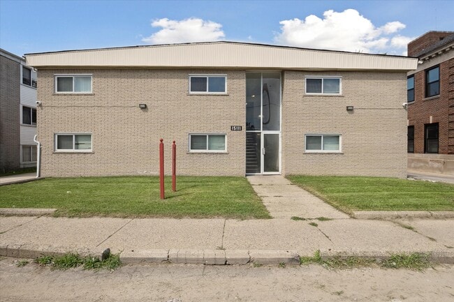 Building Photo - Greenfield Apartments