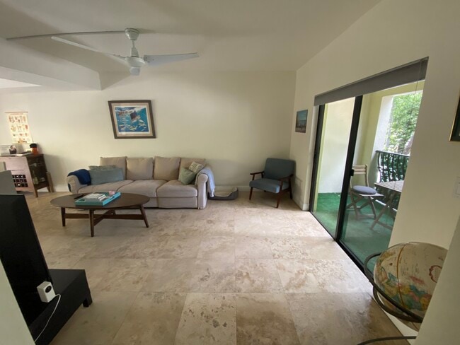 Foto del edificio - 3204 Bird Ave