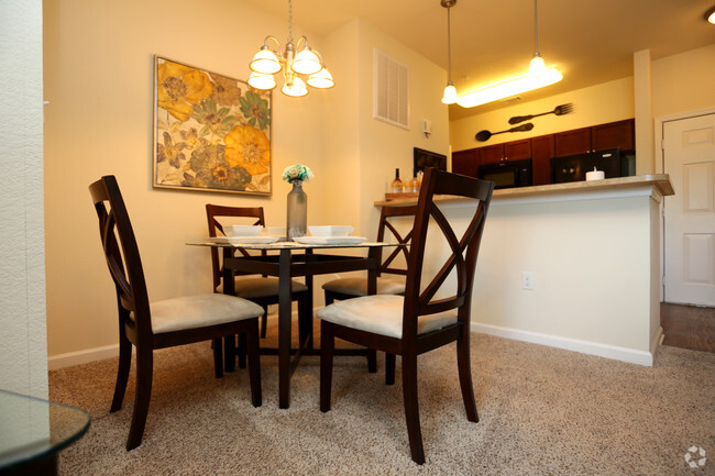 Dining Area - North 38 Student Housing