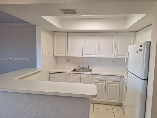 Building Photo - 17600 NW 68th Ave