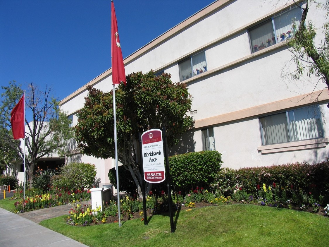 Primary Photo - Blackhawk Place