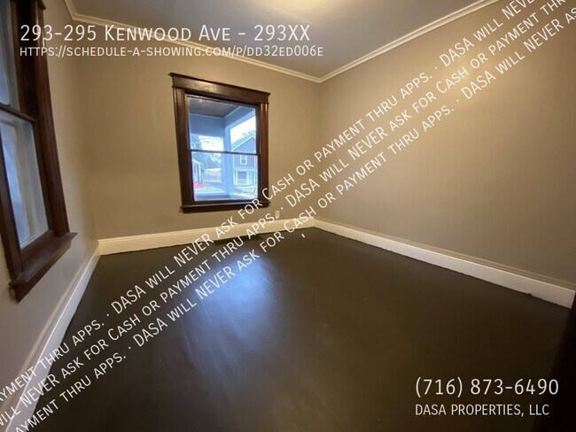 Foto del edificio - 293-295-295 Kenwood Ave
