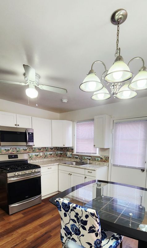 Foto del edificio - 4919 Manheim Ave