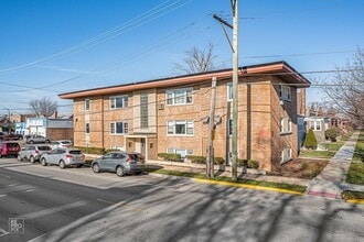 Building Photo - 1548 S 61st Ct