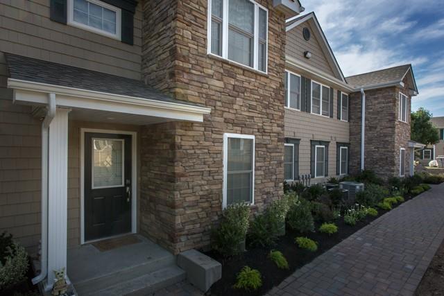 Building Photo - 2508 Vista View Dr