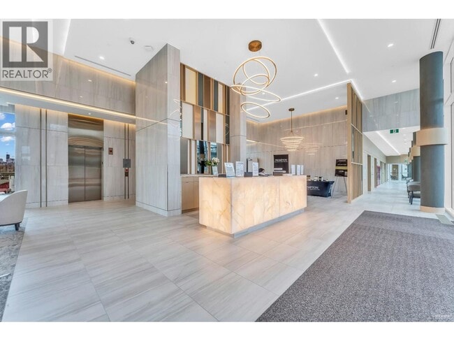 Photo du bâtiment - 4880-4880 Lougheed Hwy.